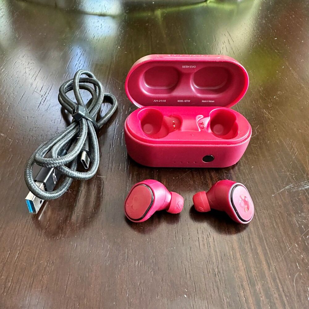 Skullcandy Wireless Ear Buds Sesh Evo Model: S2TVW Moab Red